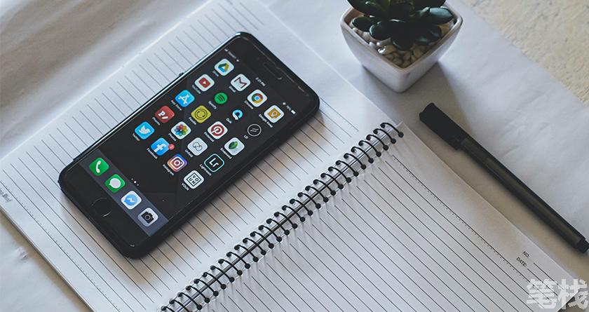 笔栈降AI率,笔栈降AI官网,笔栈降AIGC率,笔栈论文查重系统